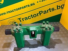 John Deere ROCKSHAFT SUPPORT (used) - John Deere 6000 серия