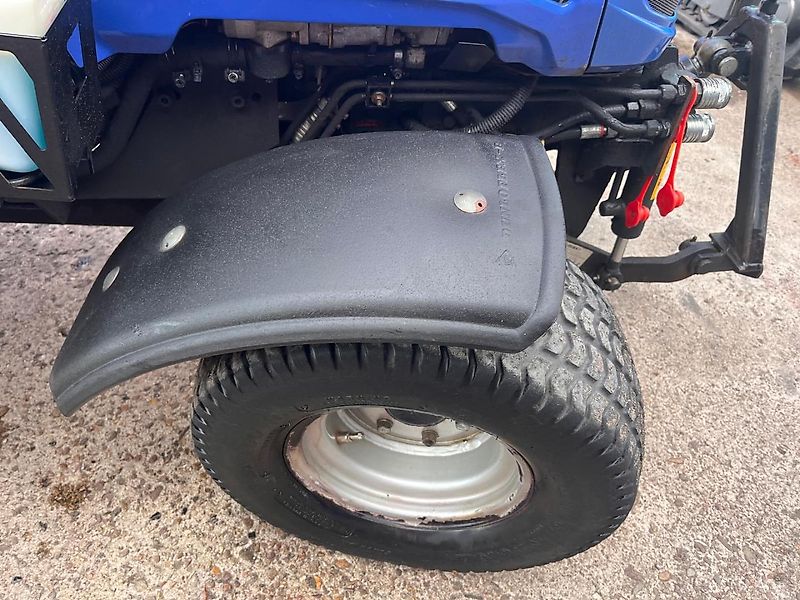 Iseki Iseki TM 3215 AHLK Traktor * Schlepper * Winterdienst