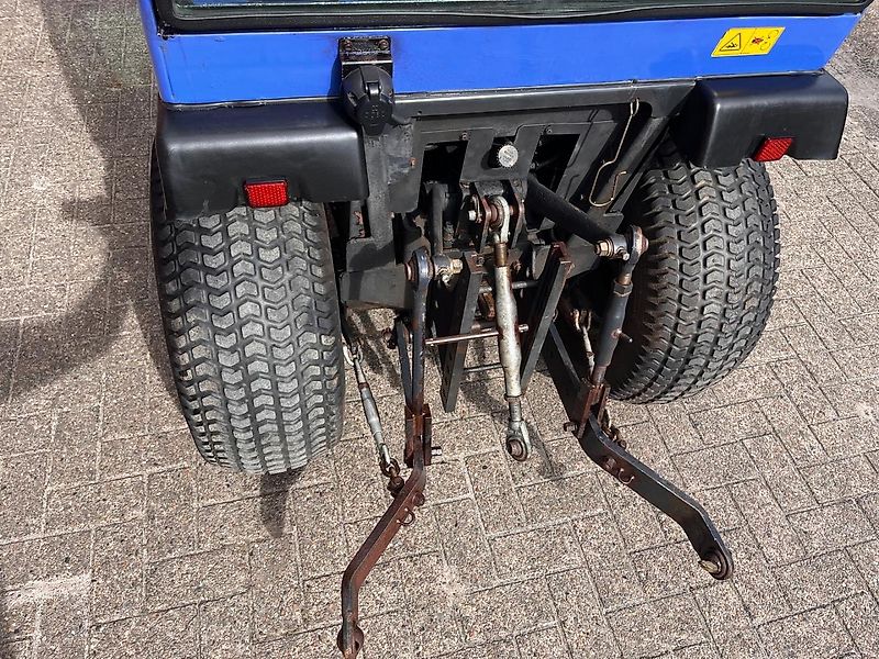 Iseki Iseki TM 3215 AHLK Traktor * Schlepper * Winterdienst