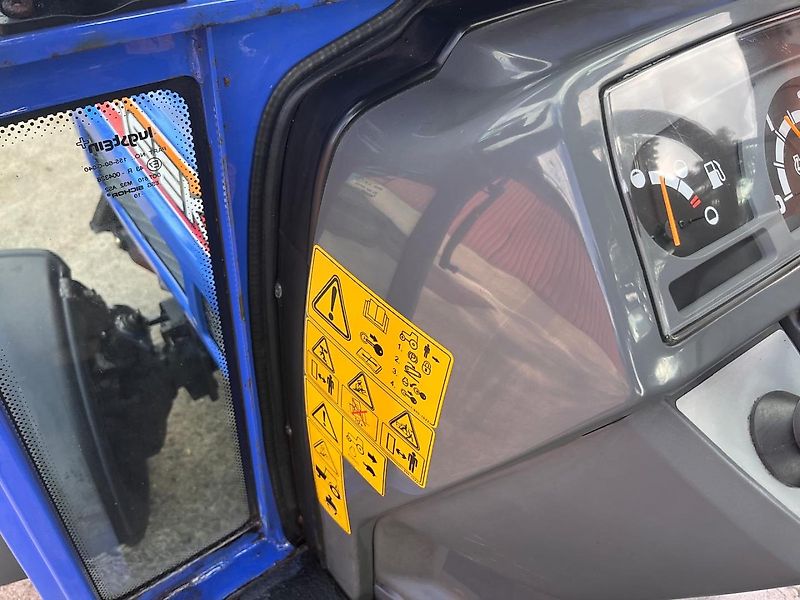 Iseki Iseki TM 3215 AHLK Traktor * Schlepper * Winterdienst