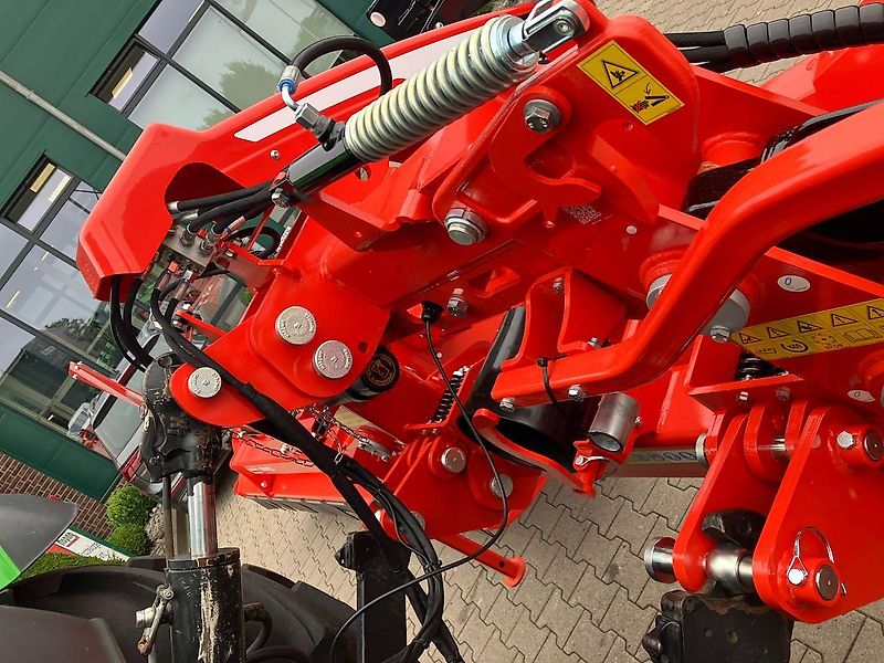 Maschio Butterfly-Mulcher Delta 830 und Front-Mulcher Bufalo 280