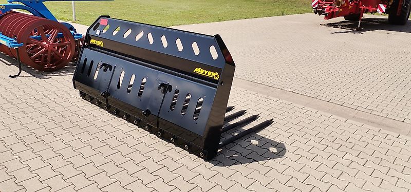 Meyer Dung und Strohgabel DSG 13