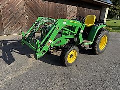 John Deere 300E NSL Esilaadur