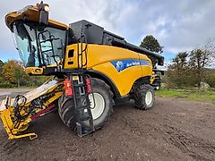 New Holland CX8070