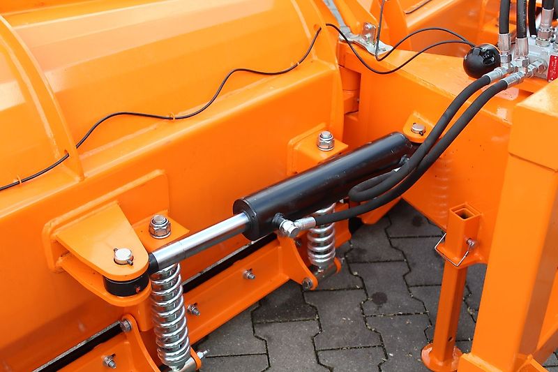 SAT Varioschneepflug - Schneepflug