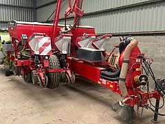 Kverneland Optima TF Profi Trailed 8 Row Maize Drill
