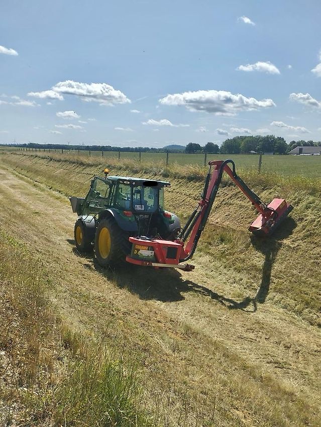 Omarv Böschungsmulcher Auslegemulcher Schlegelmulcher Mulcher