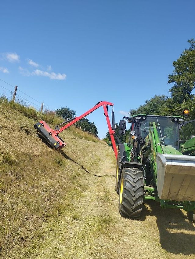 Omarv Böschungsmulcher Auslegemulcher Schlegelmulcher Mulcher