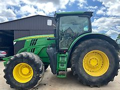 John Deere 6210R