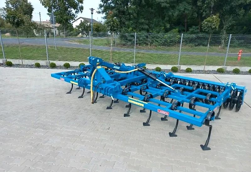 Agripol KOBALT 600 Leichtgrubber Großfederzinkenegge 6m