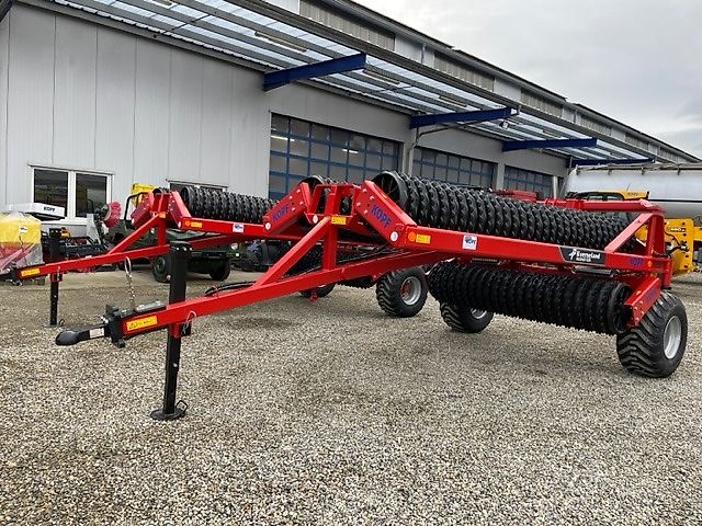 Kverneland Actiroll 830 Classic Cambridge 80 Hektar