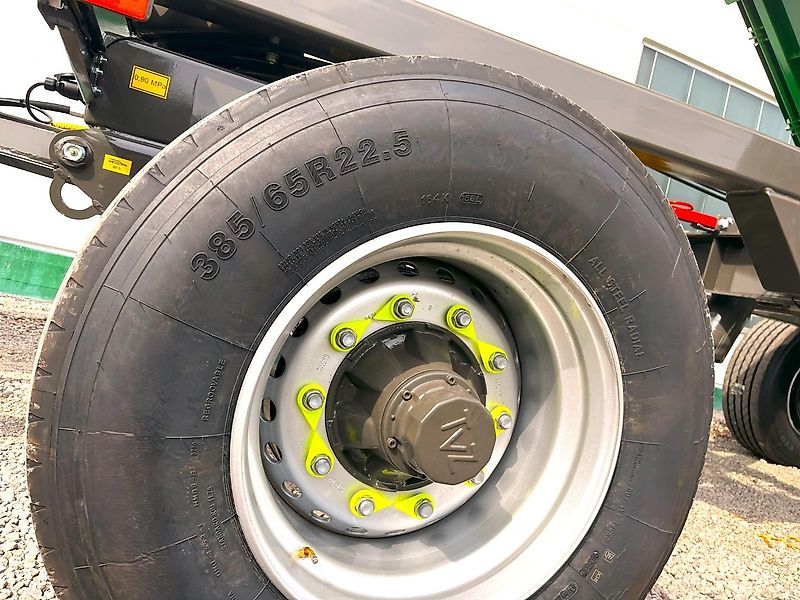 Umega 18-Tonnen Anhänger / Dreiseitenkipper / CPD180