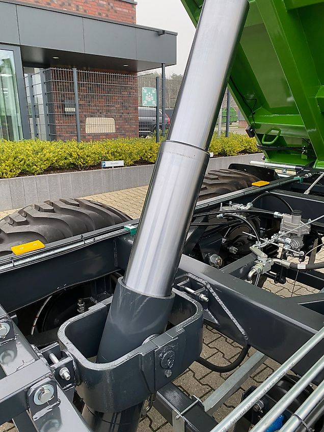 Pronar Muldenkipper (Heck), T 679; 16,0 to, NEU