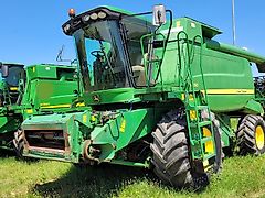 John Deere W650