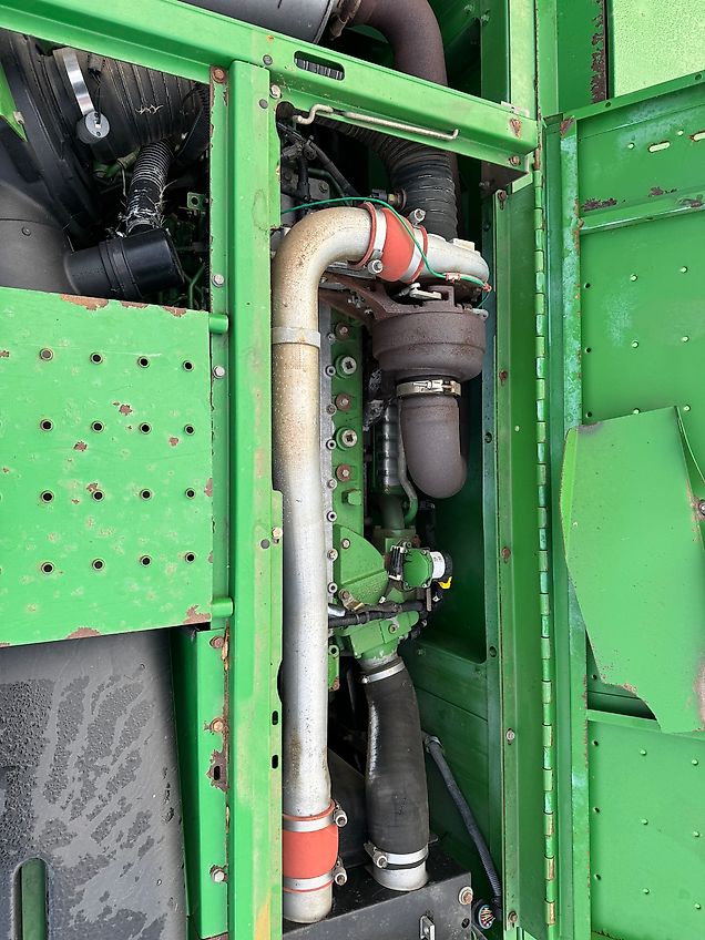 John Deere CTS 9780i Hillmaster c/w 625 Premium Flow Header