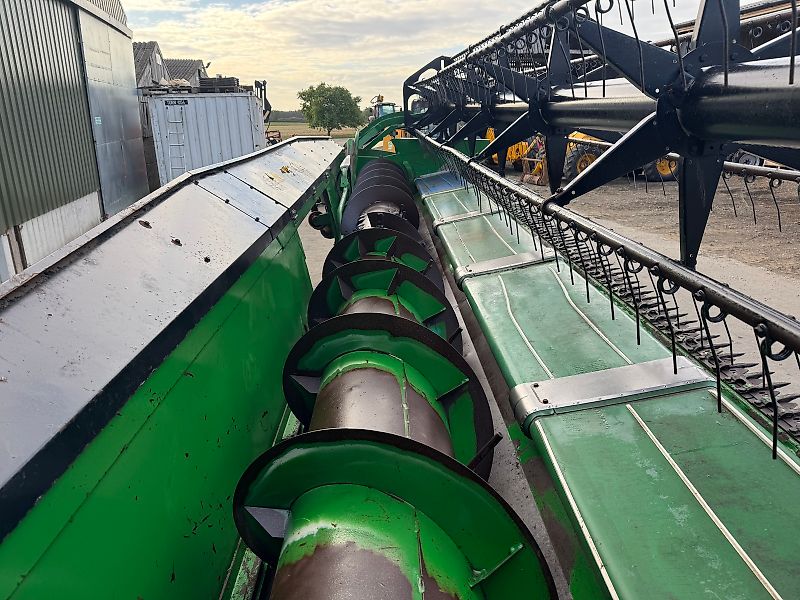 John Deere CTS 9780i Hillmaster c/w 625 Premium Flow Header