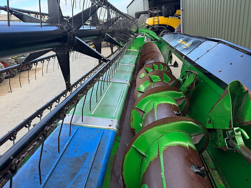 John Deere CTS 9780i Hillmaster c/w 625 Premium Flow Header