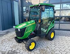 John Deere 1026R John Deere 1026R