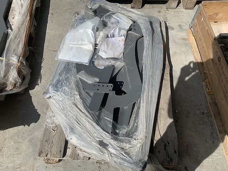 Stoll Frontladerkonsole zu Fendt 516 Vario