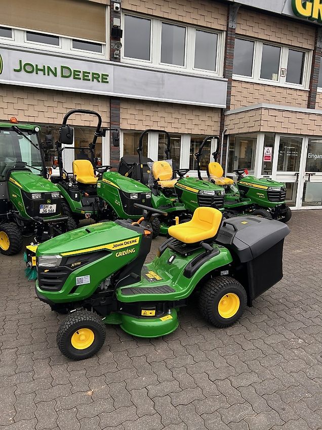 John Deere X117R