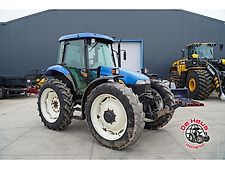 New Holland TD95D