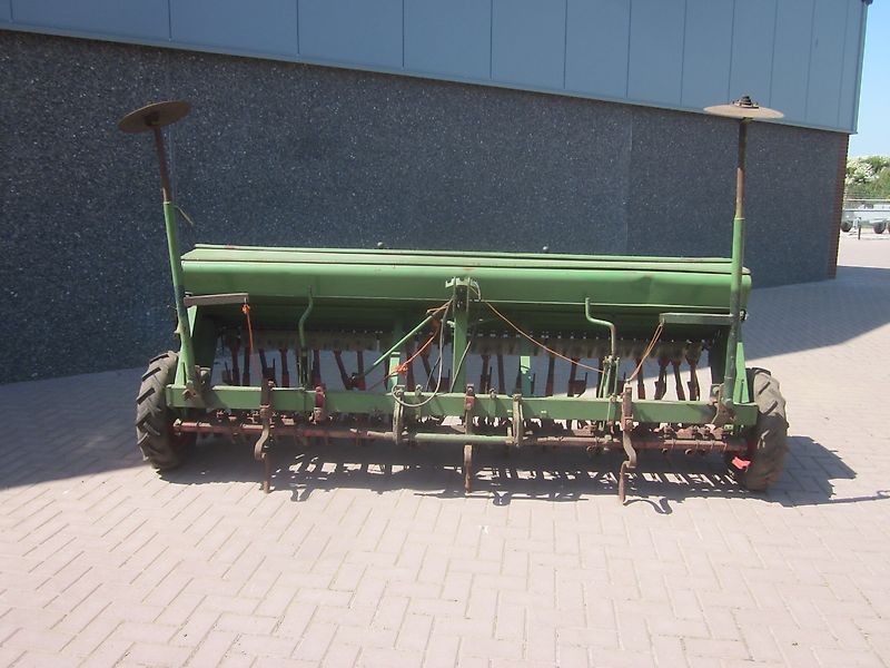 Hassia ZAAIMACHINE | MECHANISCH | SLEEPKOUTER | 300 CM