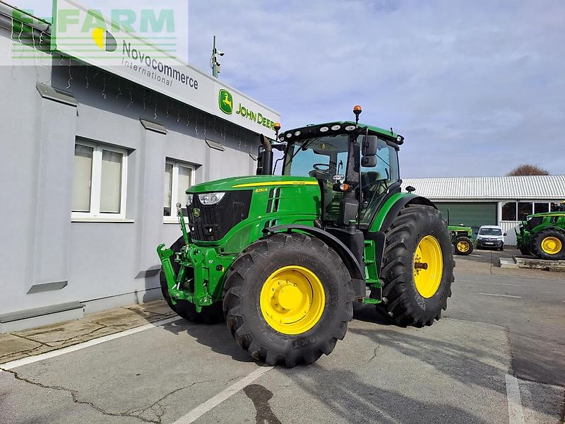 John Deere 6250R