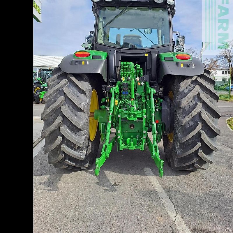 John Deere 6250R