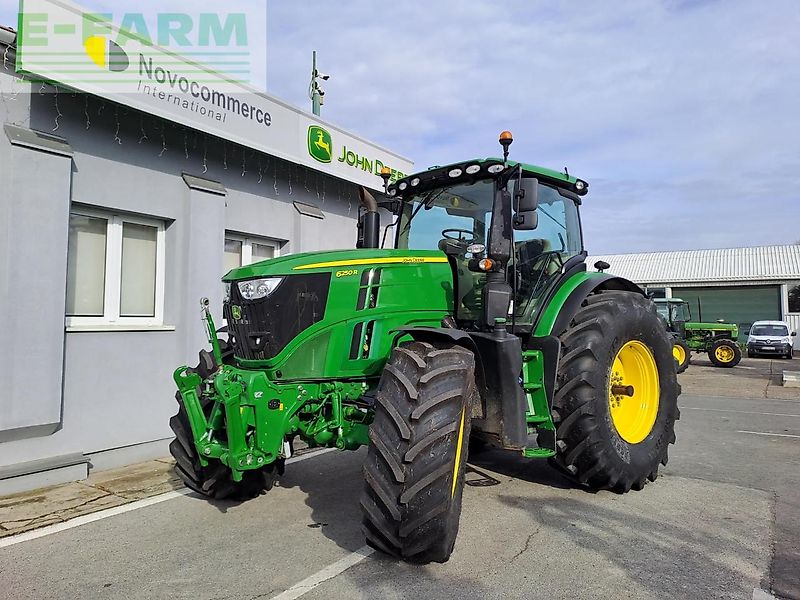 John Deere 6250R