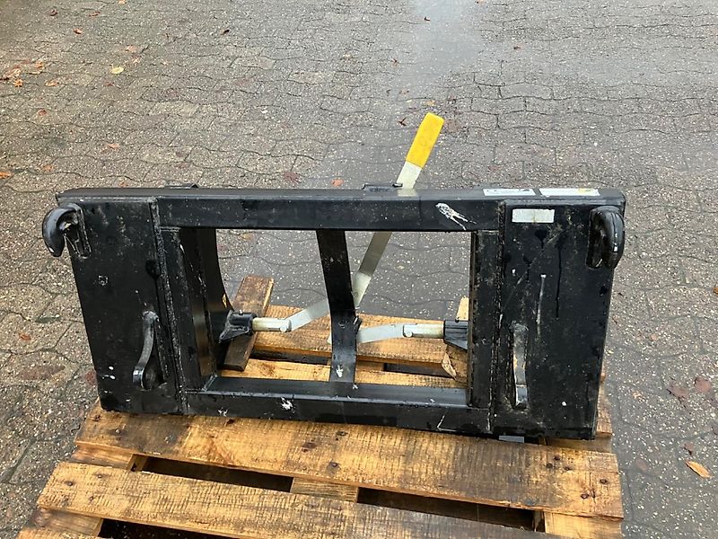 Bressel und Lade Adapterrahmen EURO auf WEIDEMANN