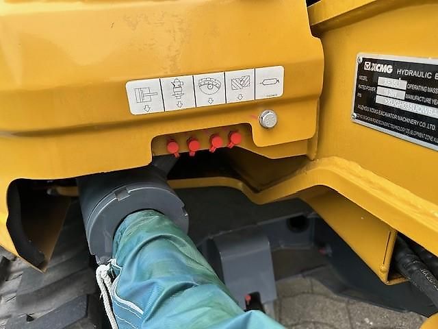 XCMG XE35