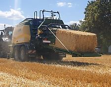 Krone BiG Pack 1290 VC (BP405-11) Krone BiG Pack 1290 VC (BP405-11)