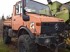 Mercedes-Benz Unimog U1200