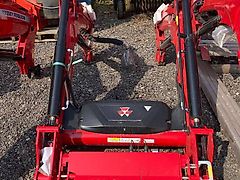 Massey Ferguson FL.3823