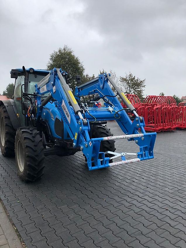 D&D Landtechnika Frontlader für Landini / kostenlose Lieferung
