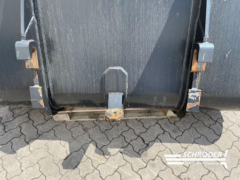 Bressel und Lade GROßVOLUMENSCHAUFEL 2,20 M MERLO ZM 2