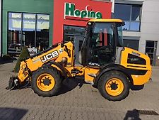 JCB TM220