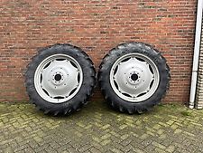 Goodyear 13.6R38 SUPER TRACTION