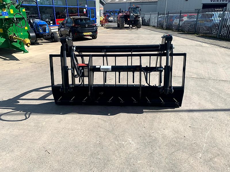 Manitou FFGR 2100 Manure Fork with Grapple