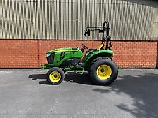 John Deere 4066M