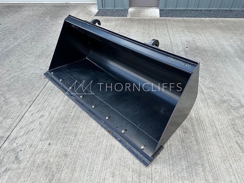 JCB Bucket 1 cubic Metre C/w Bolt on wear plate