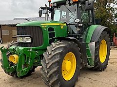 John Deere 6830