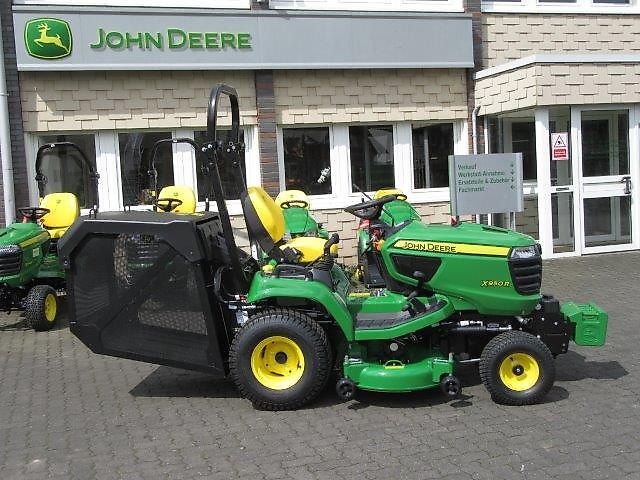 John Deere X950R 48"