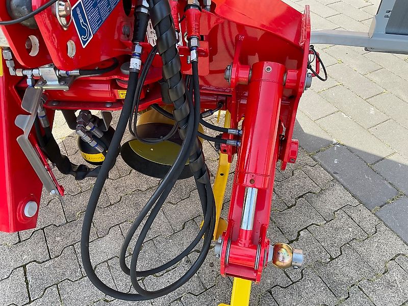 Pöttinger NOVACAT 302