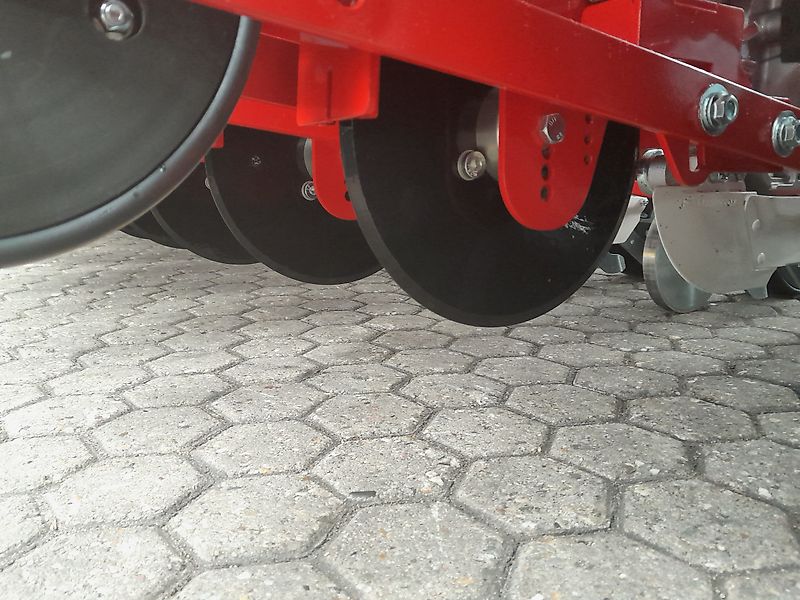 Agricola Italiana Groentezaaimachine