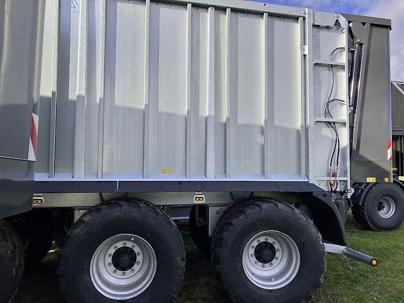 Fliegl ASW 391 TAURUS FOX TRIDEM