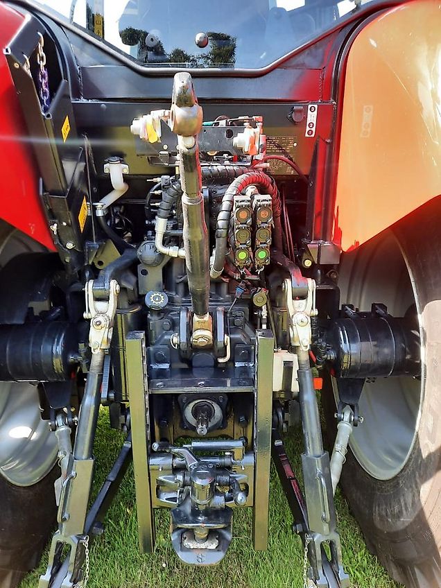 Case MX120 Traktor mit Frontlader