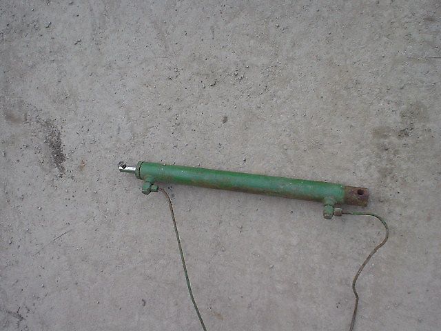 John Deere Diverse Zylinder für 970, Versand möglich