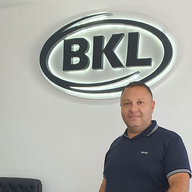 Kontakt partner Gospodin Ilie Marius