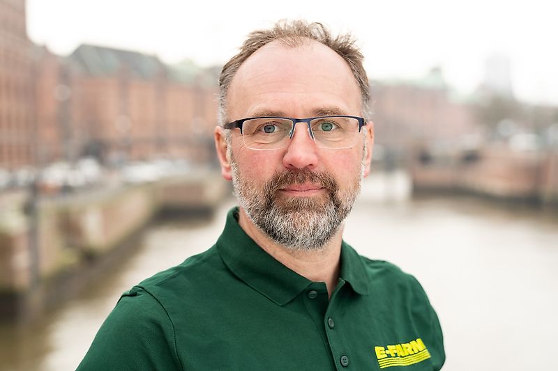 Kontakt partner Gospodin Zdenek Svoboda